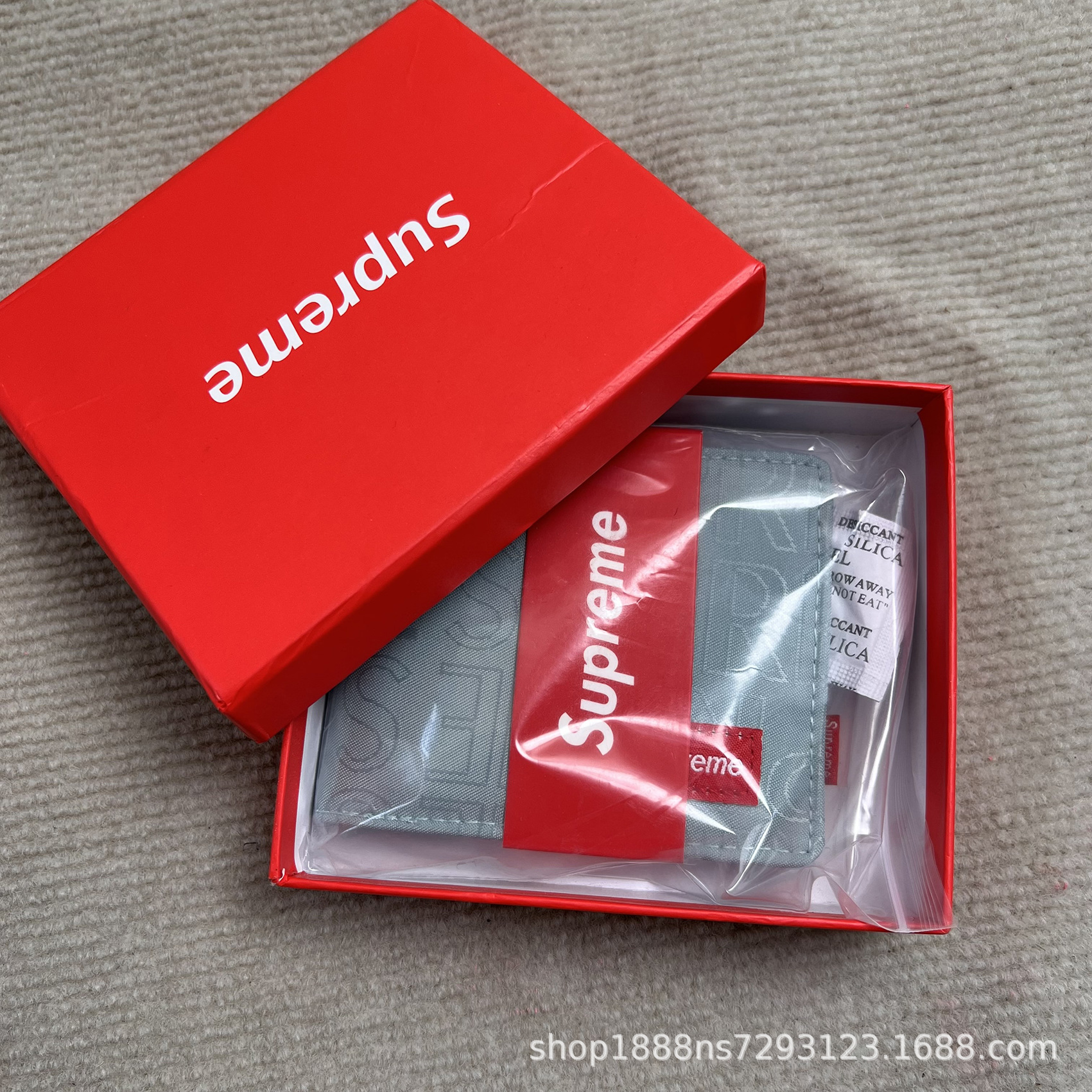 supreme compact wallet