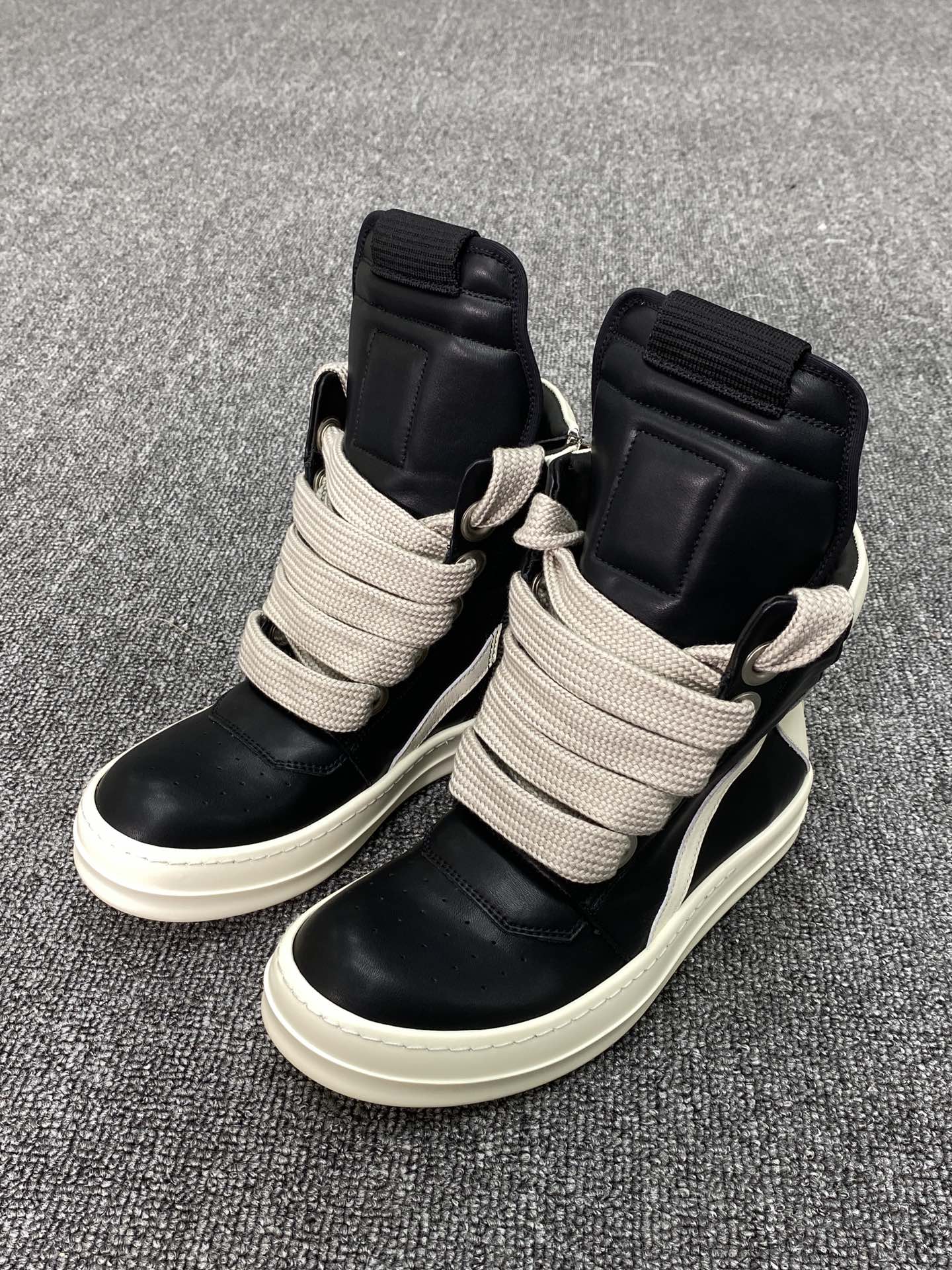 Rick Owens FogachineGeobasket SS22 full-grain calfskin sneakers (RU01B1894LPOW1-9111)