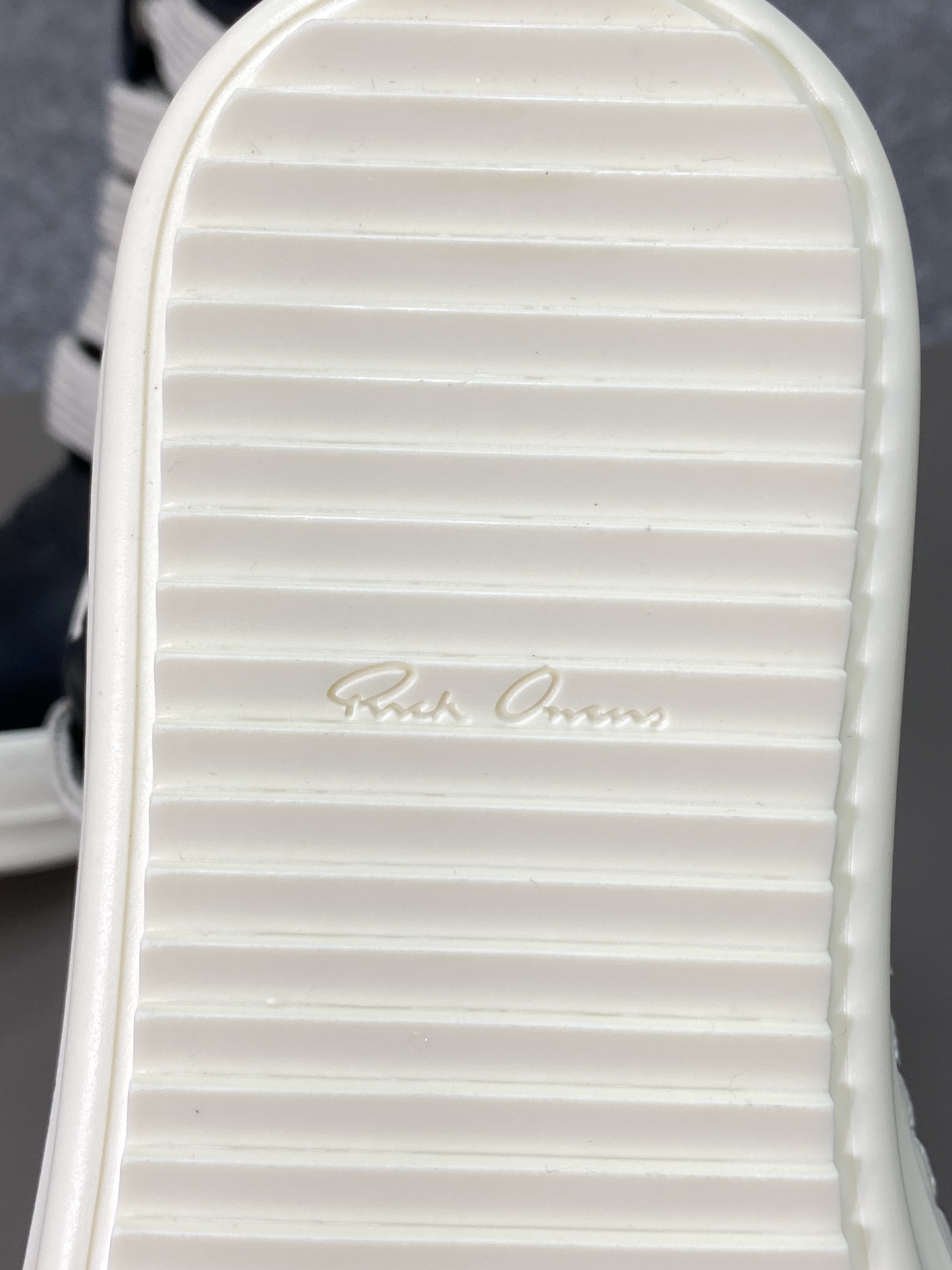 Rick Owens FogachineGeobasket SS22 full-grain calfskin sneakers (RU01B1894LPOW1-9111)