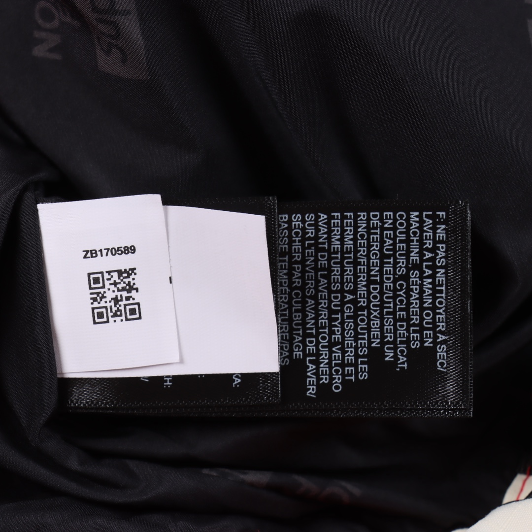 Supreme / The North Face®18FW EXPEDITION JACKET "red"（SUP-FW18-1014）