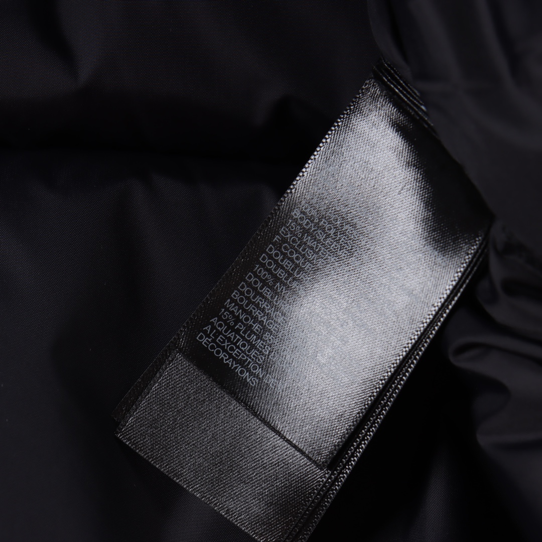 Supreme / The North Face® Studded Nuptse Jacket "Royal"（SUP-SS21-564）