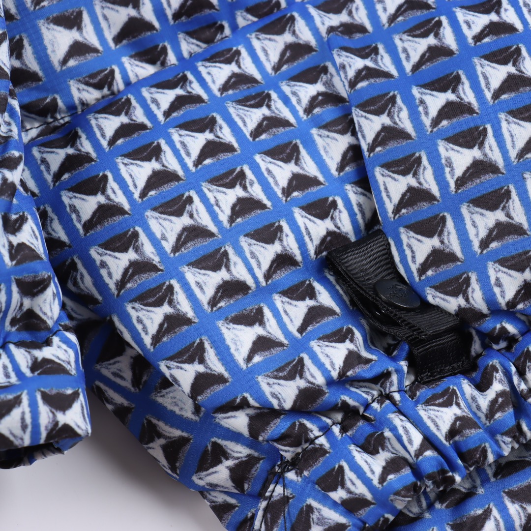 Supreme / The North Face® Studded Nuptse Jacket "Royal"（SUP-SS21-564）