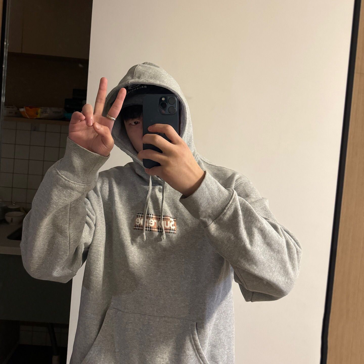 Supreme / Burberry Box Logo Hooded Sweatshirt "Heather Grey"（SUP-SS22-126）