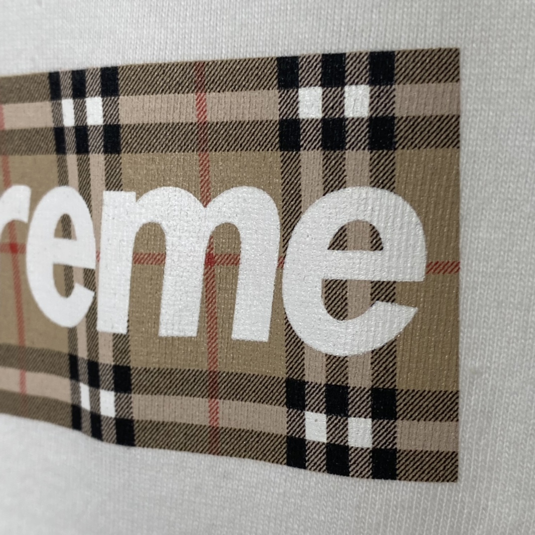 Supreme / Burberry Box Logo Tee "White"（SUP-SS22-127）