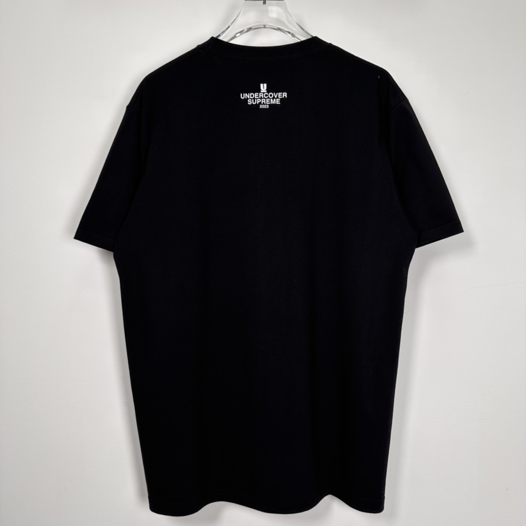 Supreme X UNDERCOVER Tag Tee "Black"（SUP-SS23-126）