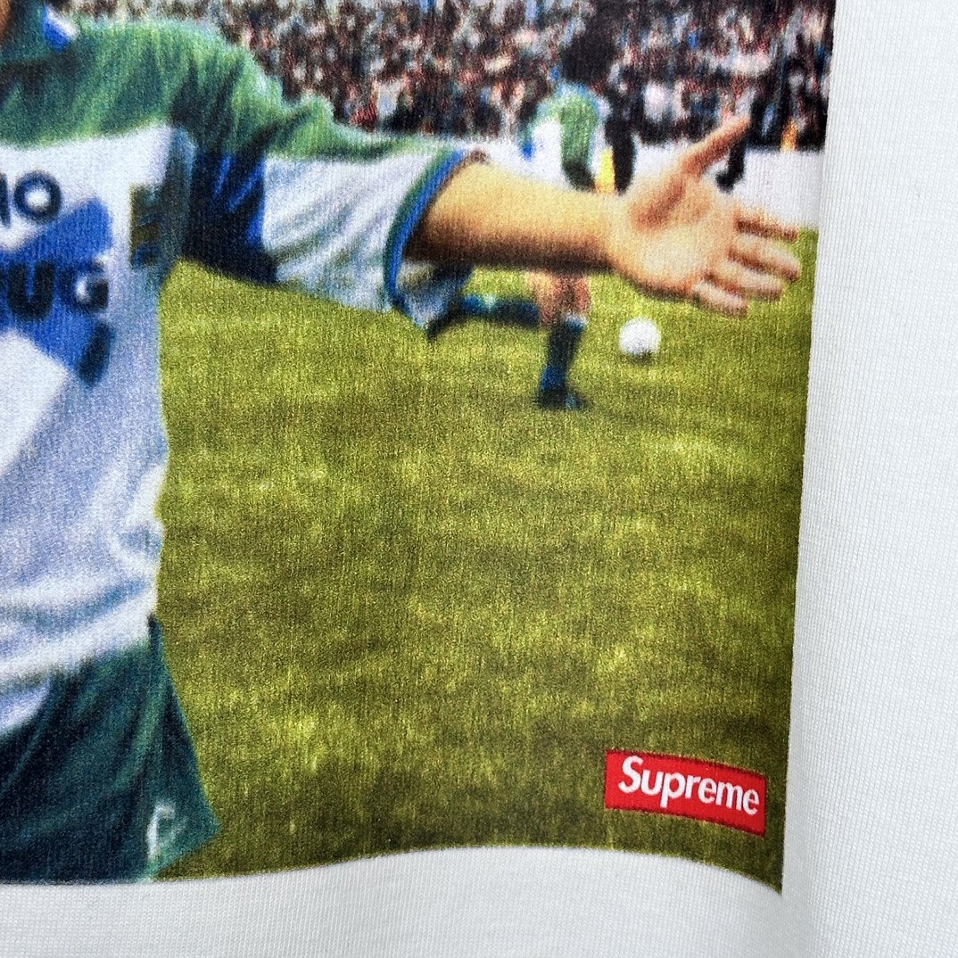 Supreme Maradona Tee "White"（SUP-SS24-013）