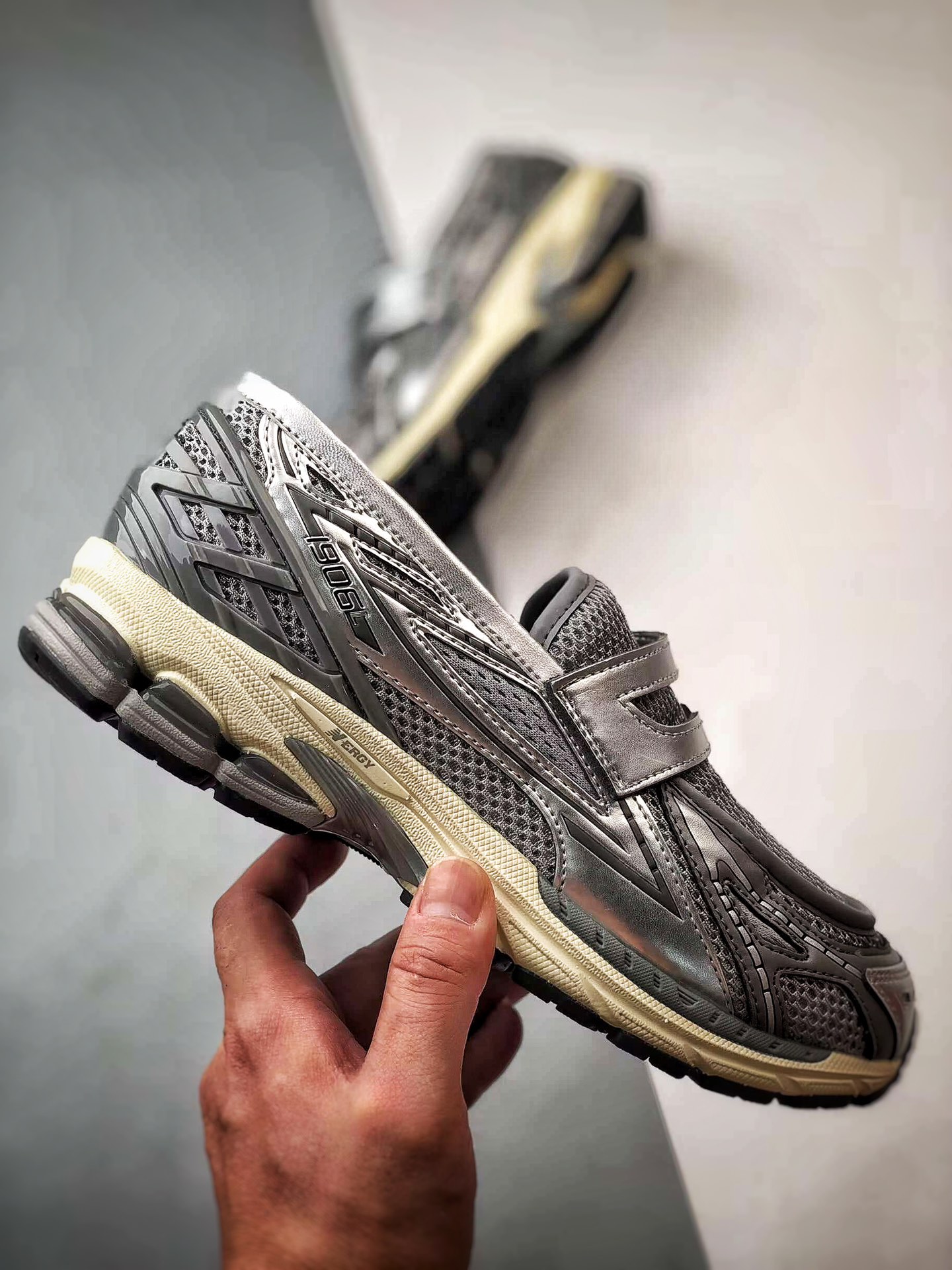 New Balance 1906L "Silver"(U1906LAE)