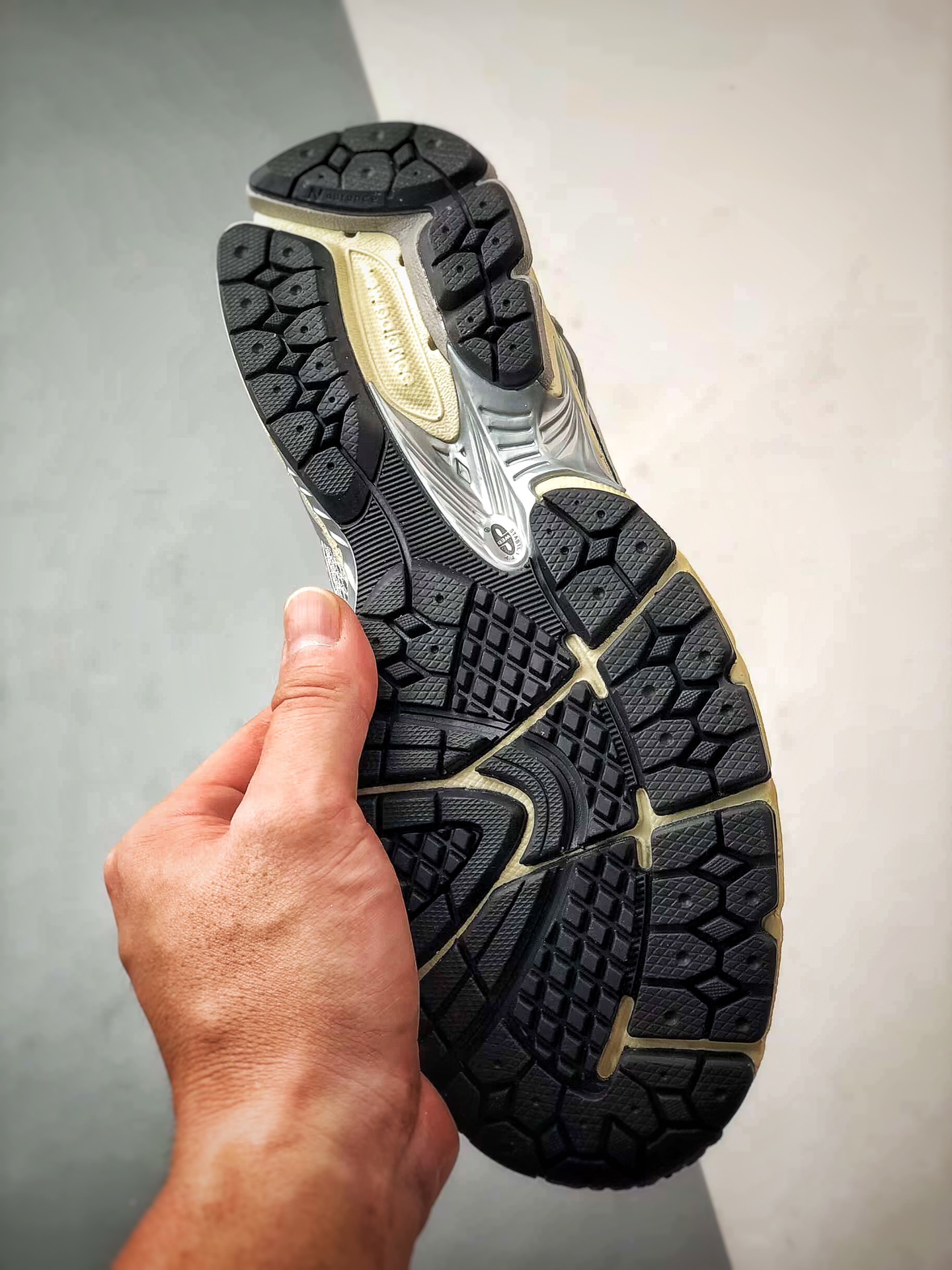 New Balance 1906L "Silver"(U1906LAE)