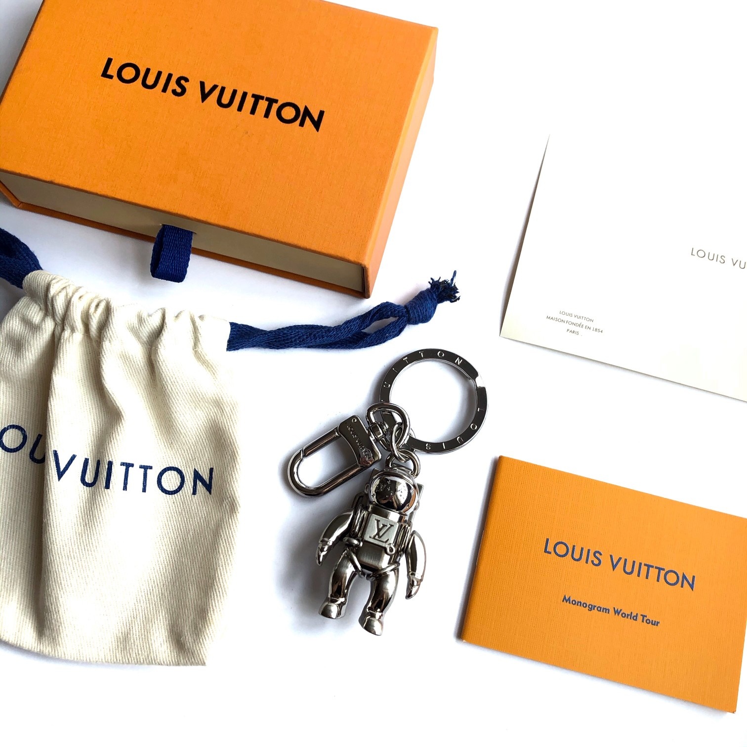 Louis Vuitton space themed keychain(MP2213)