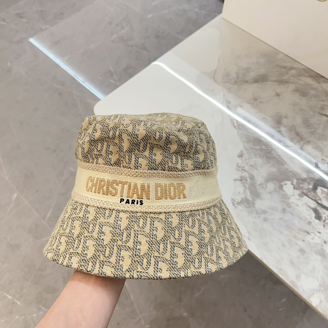 Dior D-Bobby Bob Hat（11DOB923I132C541）