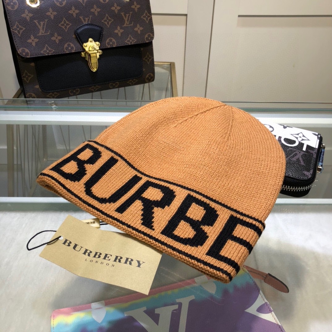 BURBERRY knitted hat（80239831）