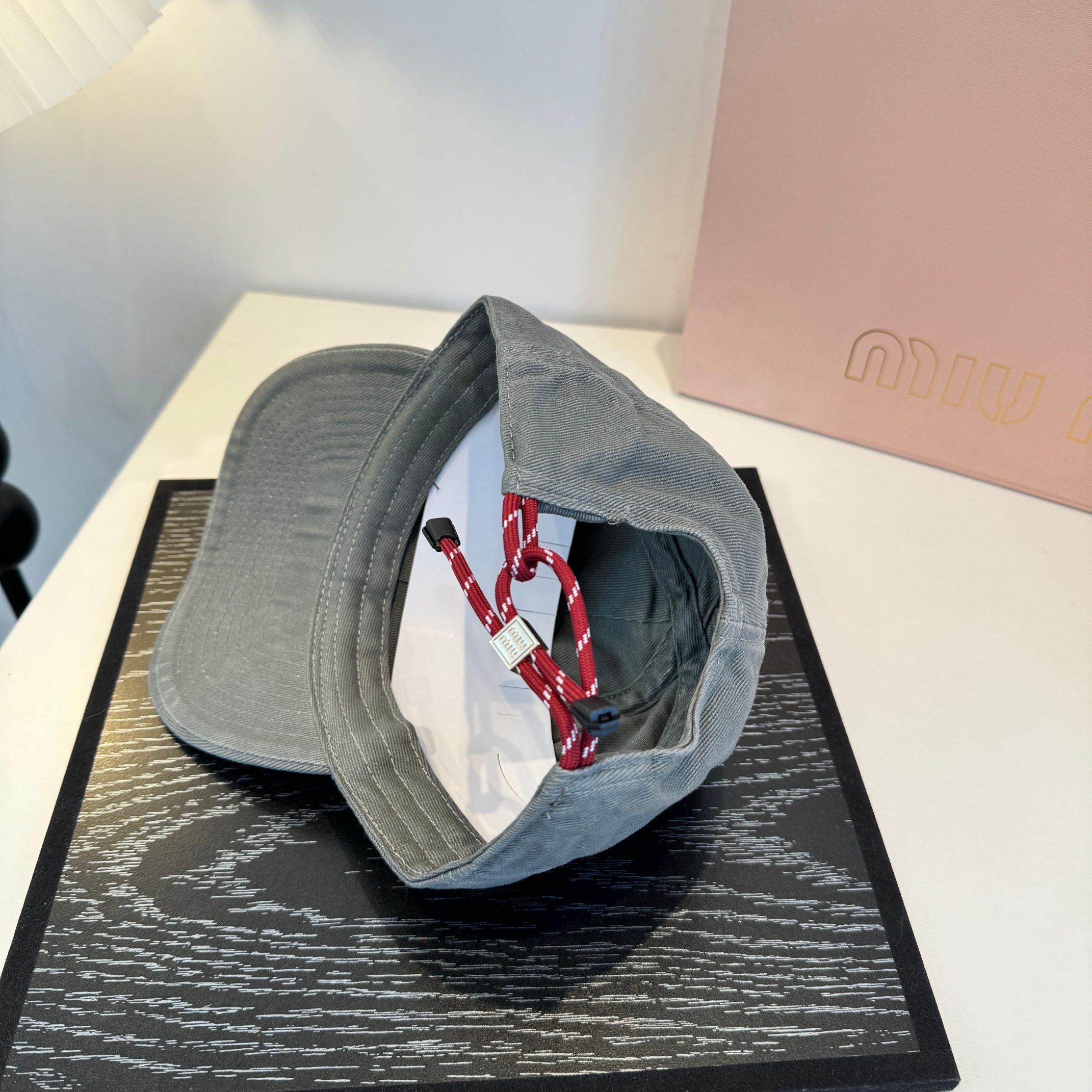 Miu Miu Women's Baseball Cap（5HC369_2CUA_F034S）