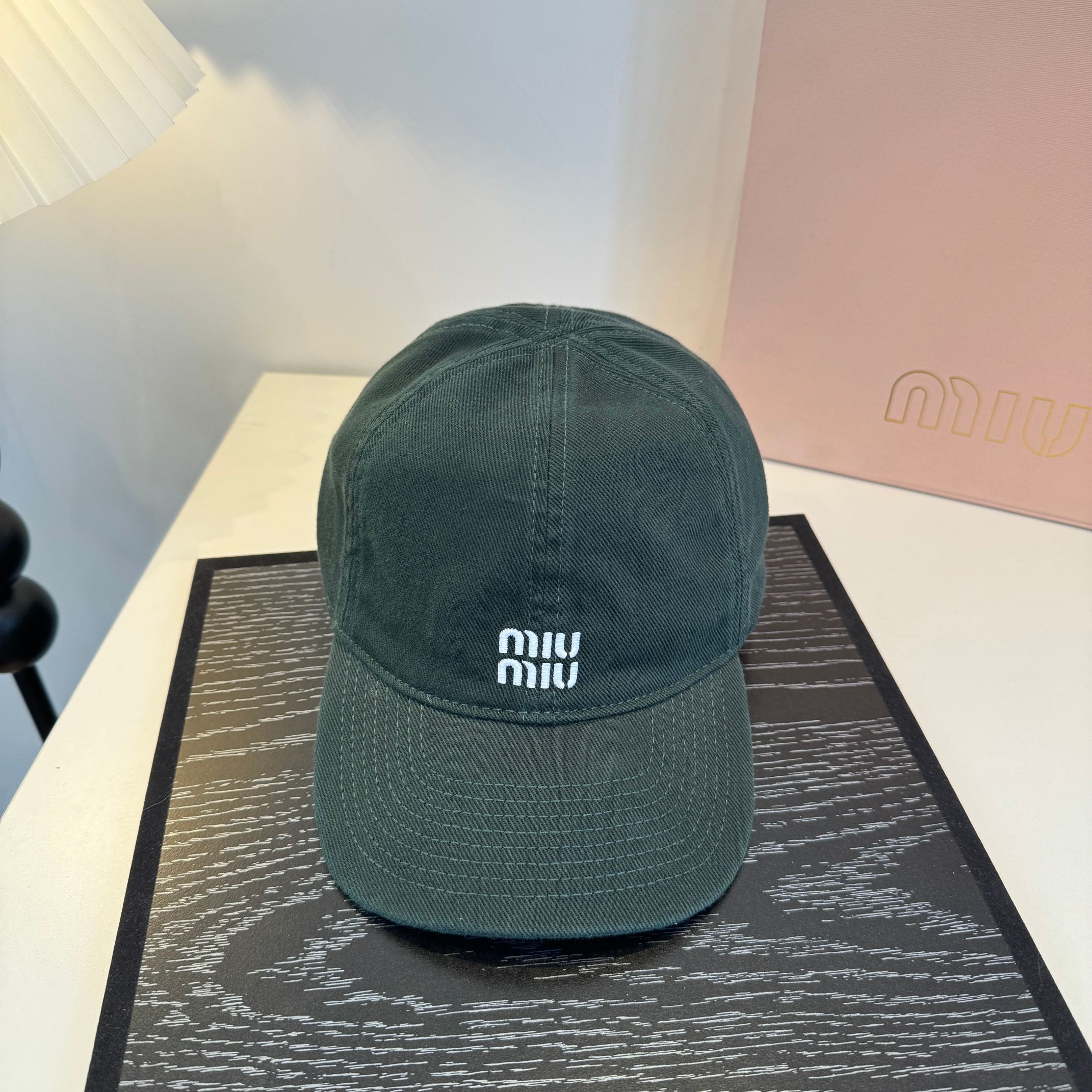 Miu Miu Women's Baseball Cap（5HC369_2CUA_F034S）