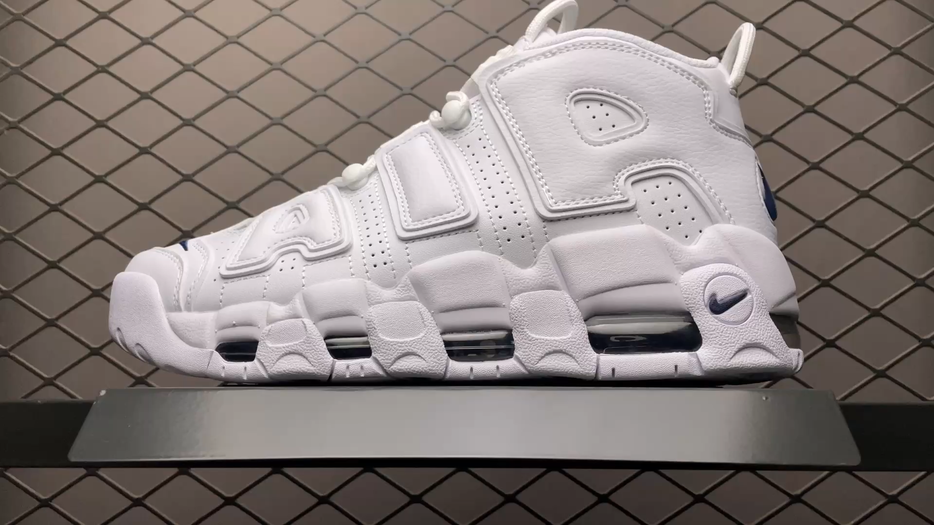 Nike Air More Uptempo 