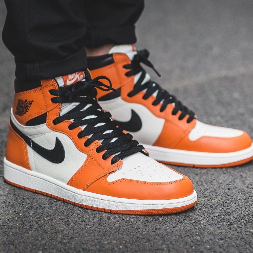 Nike Air Jordan 1 Retro High Nike Air Jordan 1 Retro High