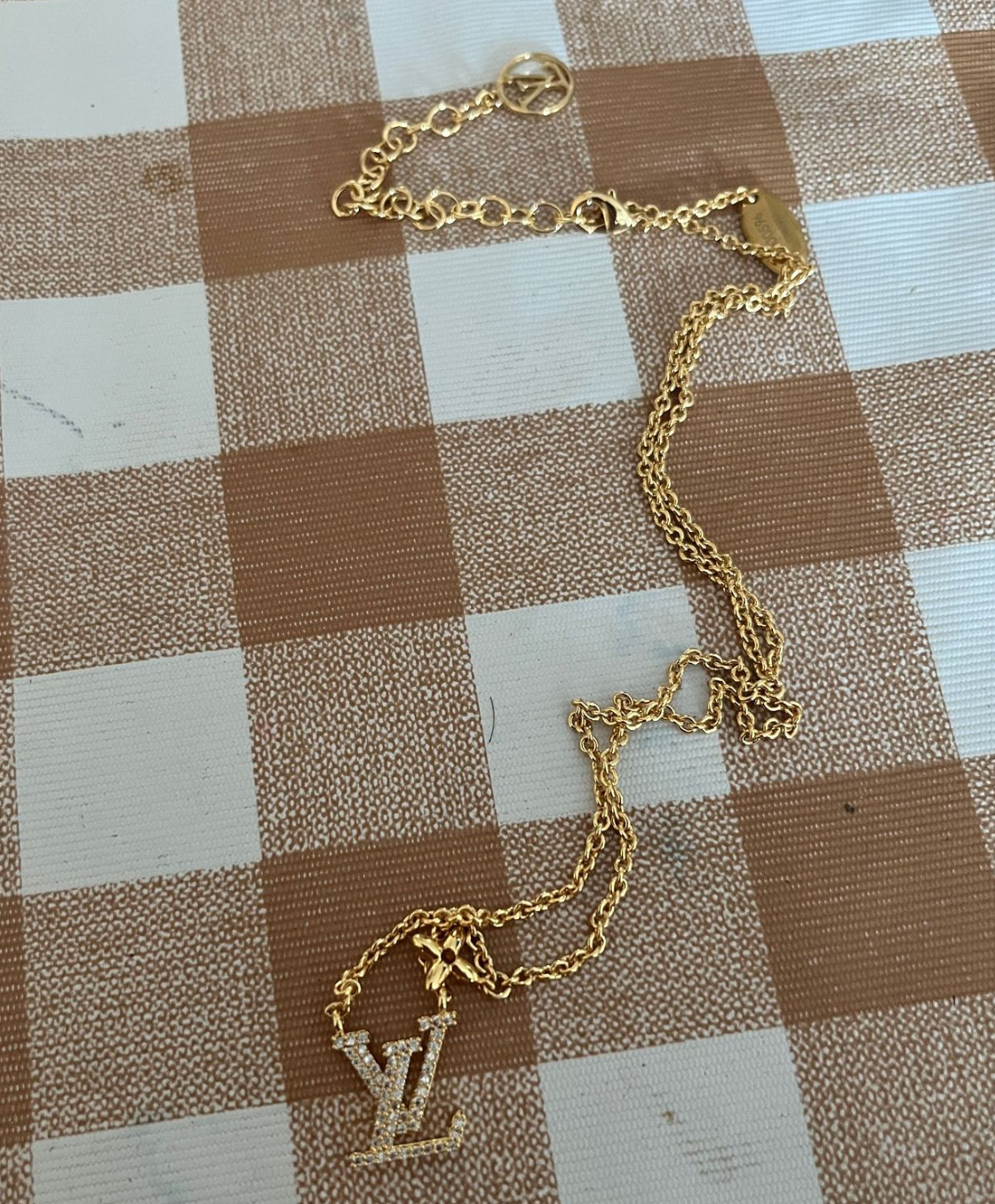 Louis Vuitton LV Iconic Necklace（M00596）