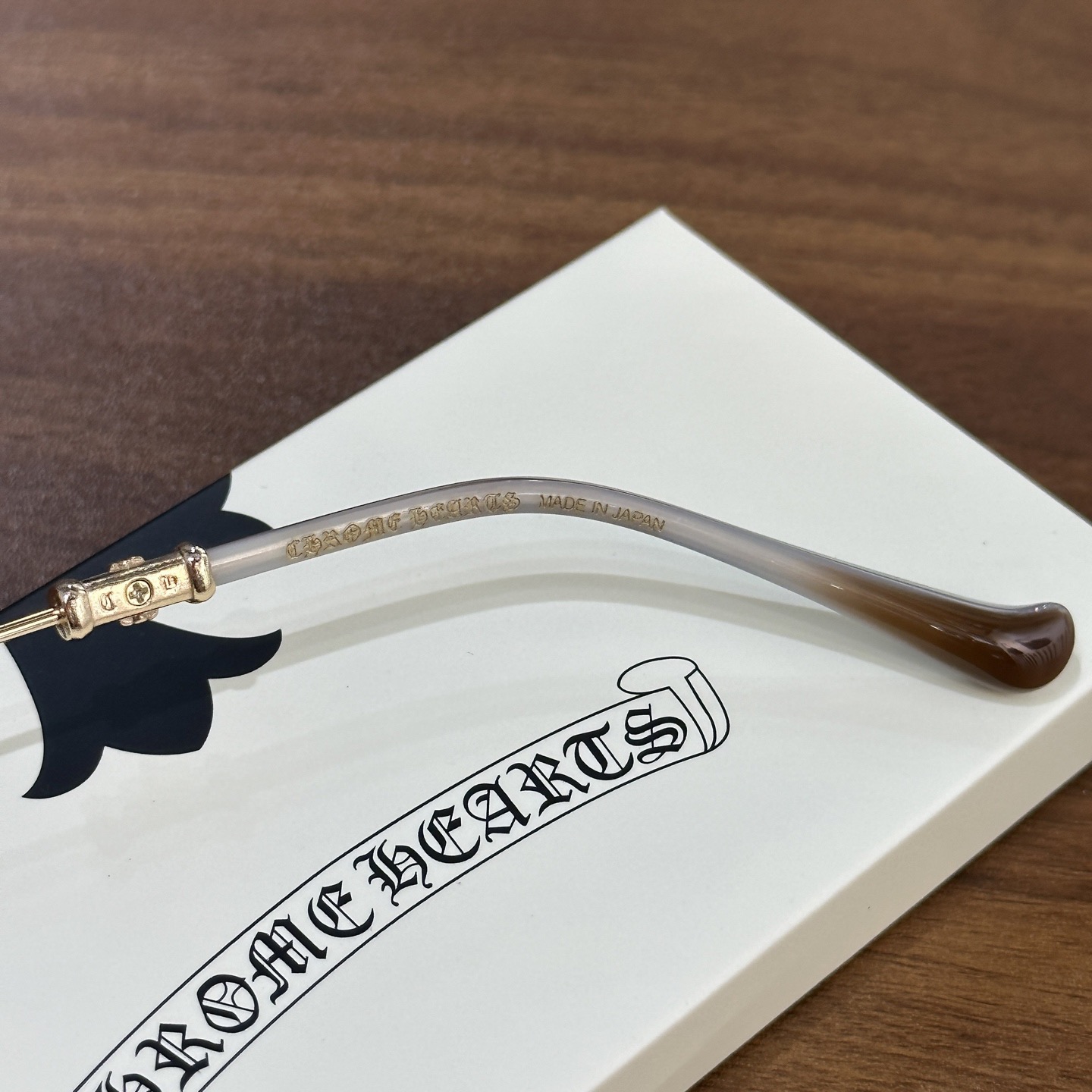 CHROME HEARTS Pills III Gold Plated Brown Bone Plastic (CHROME HEARTS 420)