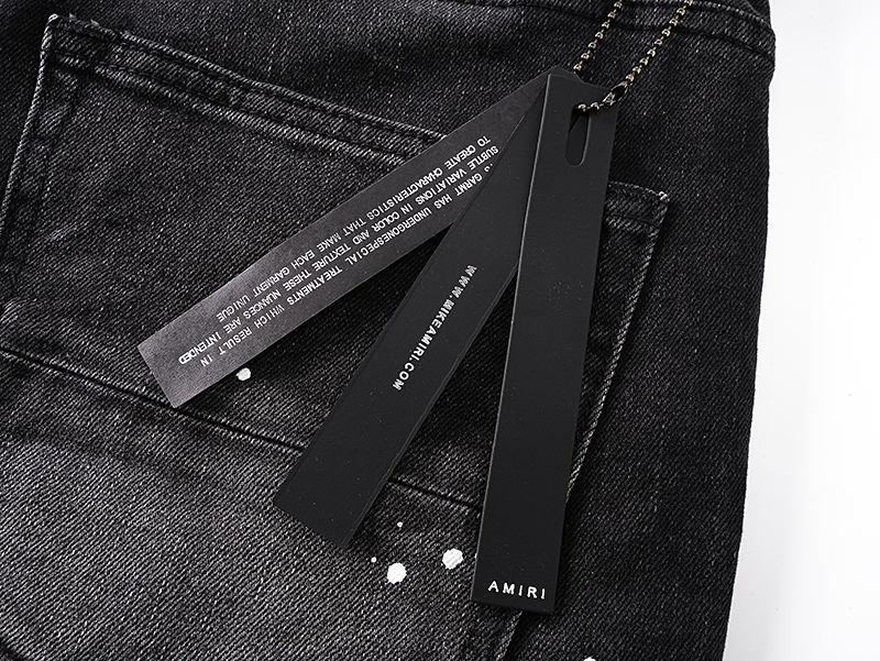 Amiri Men's Black Painter Skinny-Fit Jeans (AMDNSY1134）