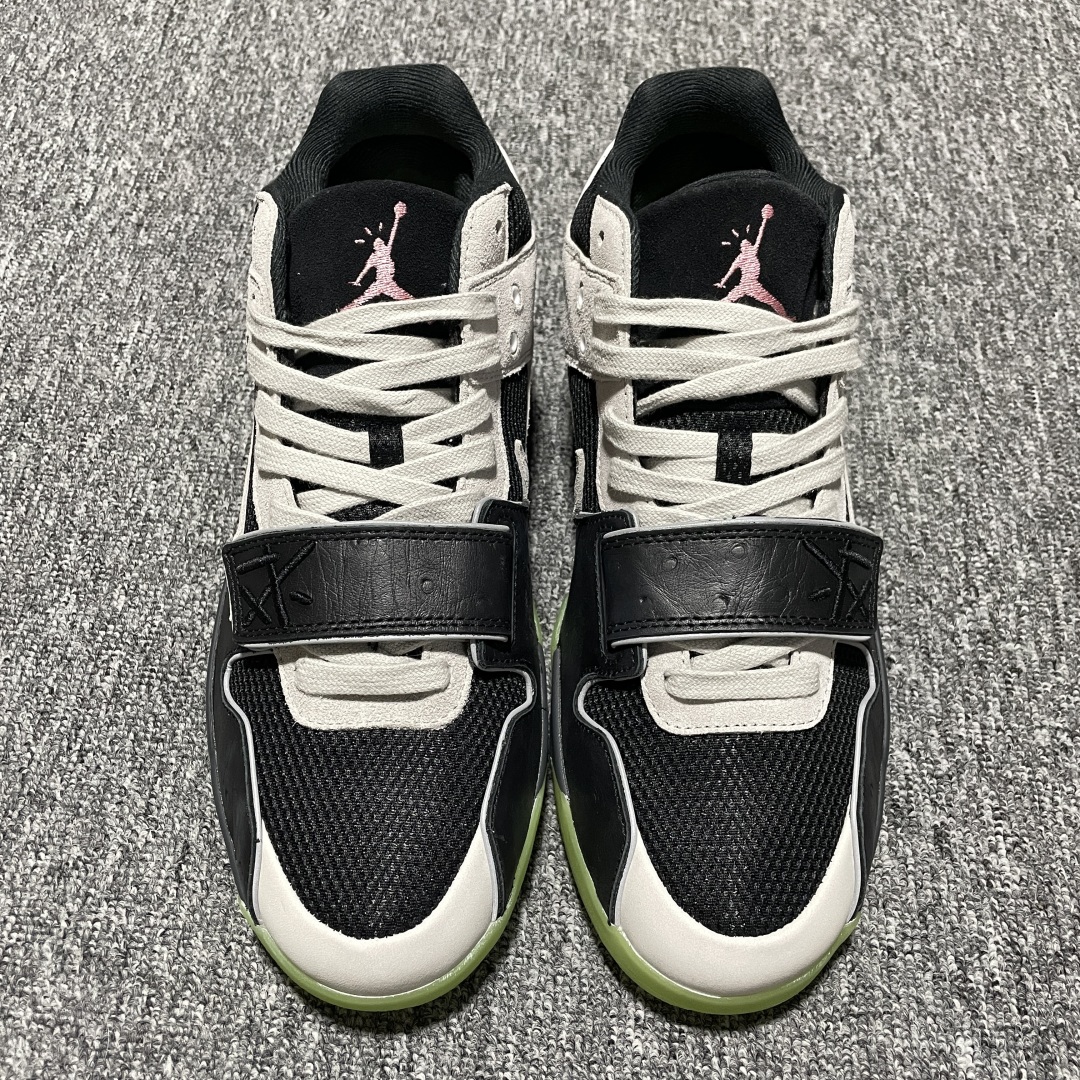 Travis Scott × Chase B × Nike Jumpman Jack TR "Night Silver"(IH7971-001）