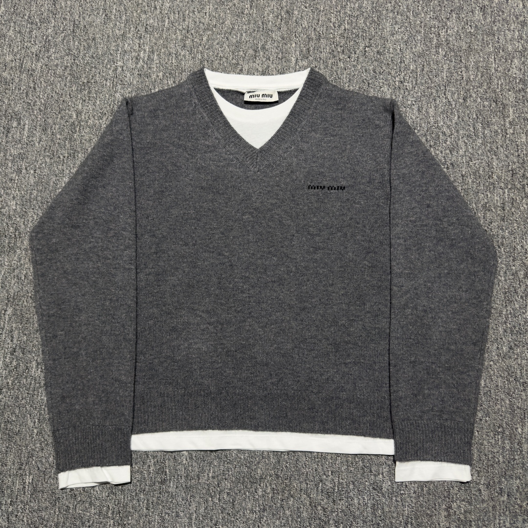 Miu Miu Cashmere Sweater 'Ardesia'（MMLB61-174K-F0480-S-OOO）