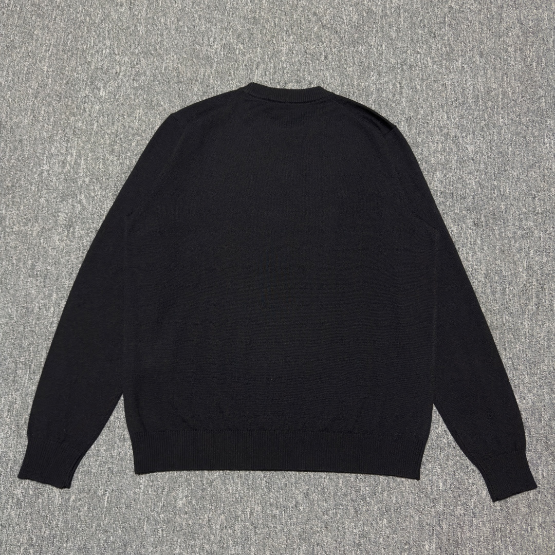 LOEWE wool sweater in black (FZX091ASH3F0QA1）