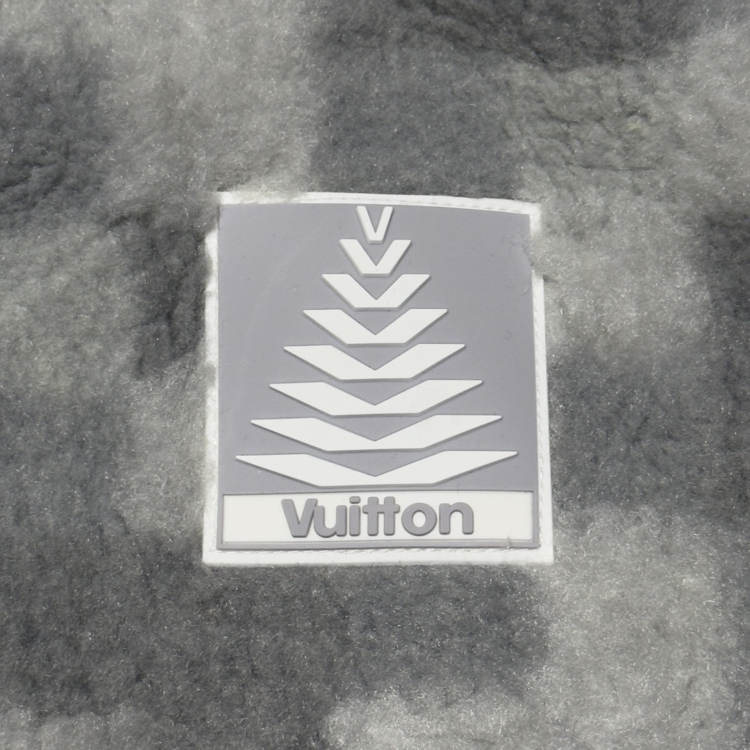 Louis Vuitton Fleece short jacket（1AGK14）