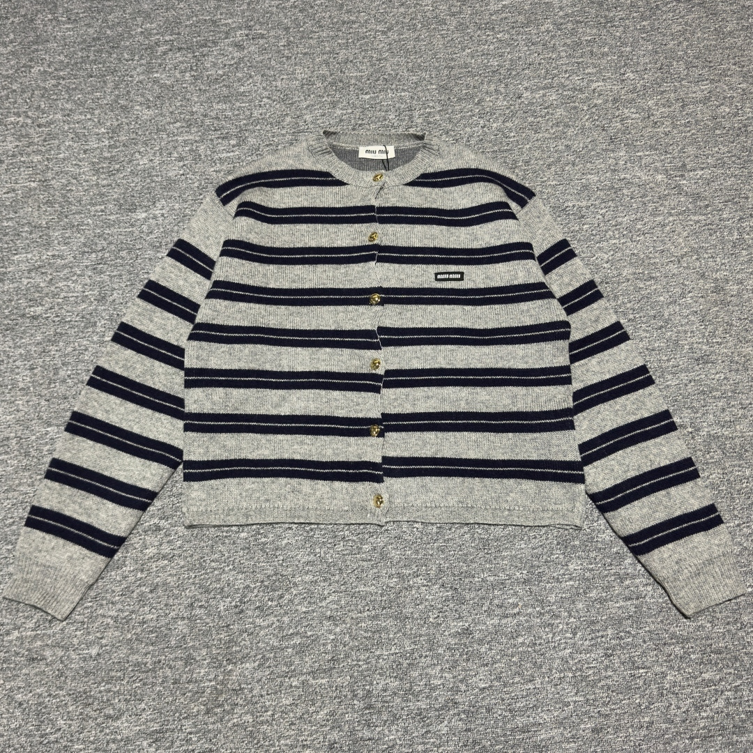 Miu Miu Striped cardigan（MMF899-15NQ-F0MZQ-S-OOO）