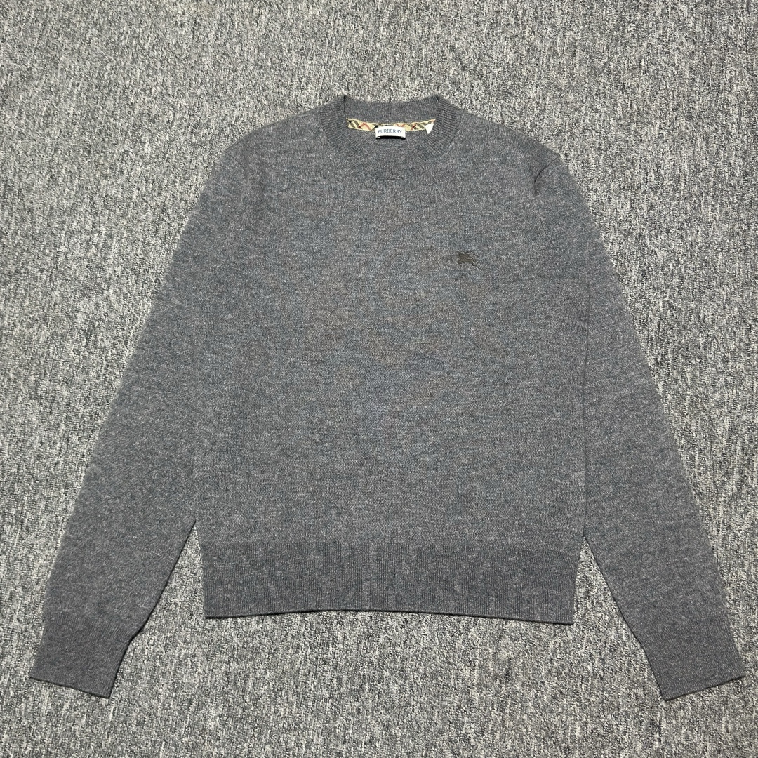 Burberry Cashmere Blend Sweater "Grey"（81130871)