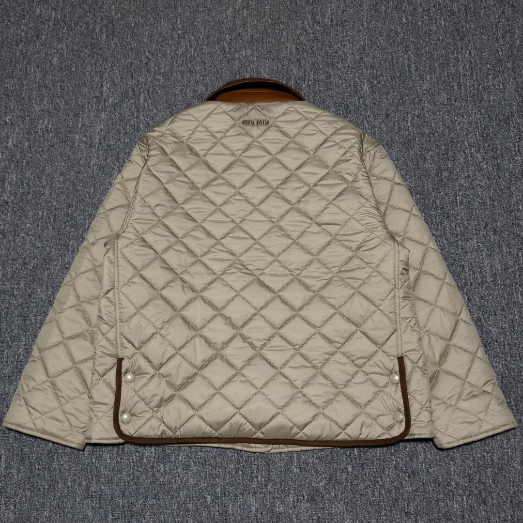Miu Miu quilted suede jacket with leather trim（ML1311-17OO-F0036-S-OOO）