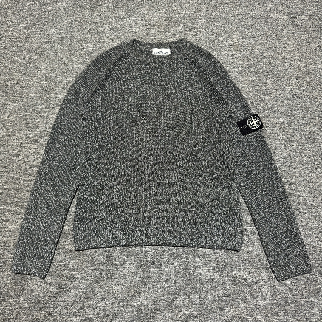 Stone Island Logo Patch Crewneck Jumper（K2S155100026S00L3-V0M6B）