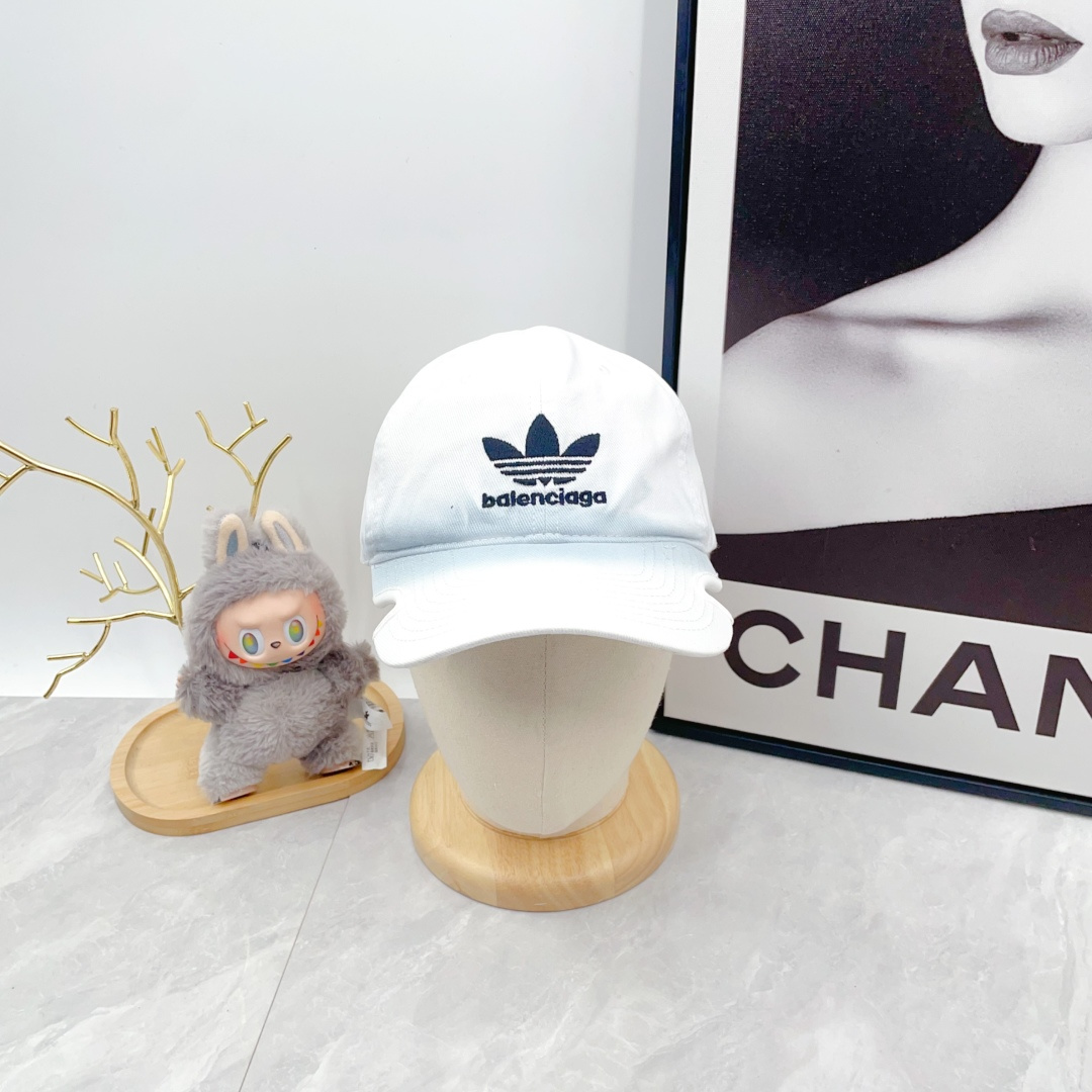 Balenciaga x adidas Trefoil Balenciaga Logo Cap （723749410B2）
