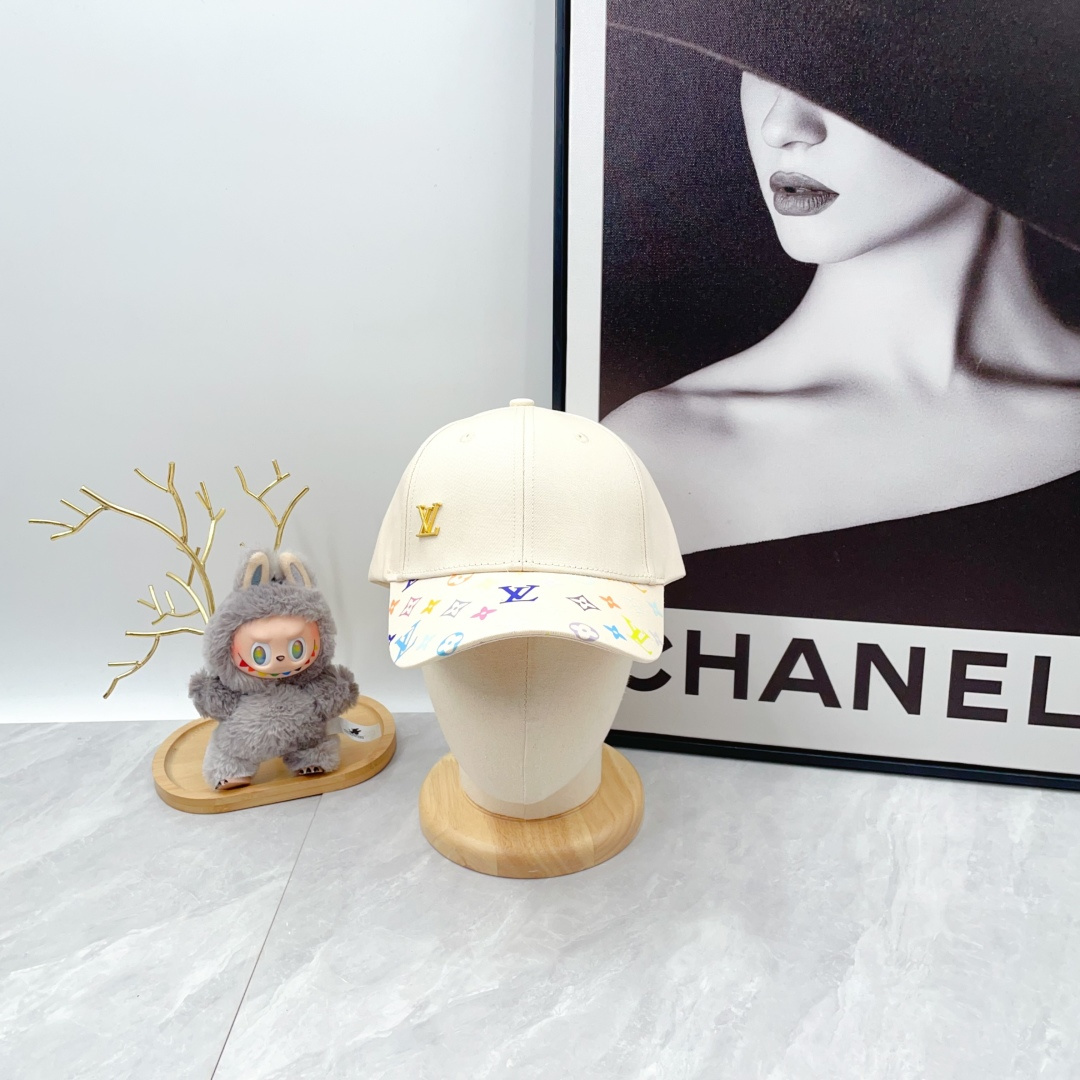 Louis Vuitton printed canvas baseball cap（M56017）