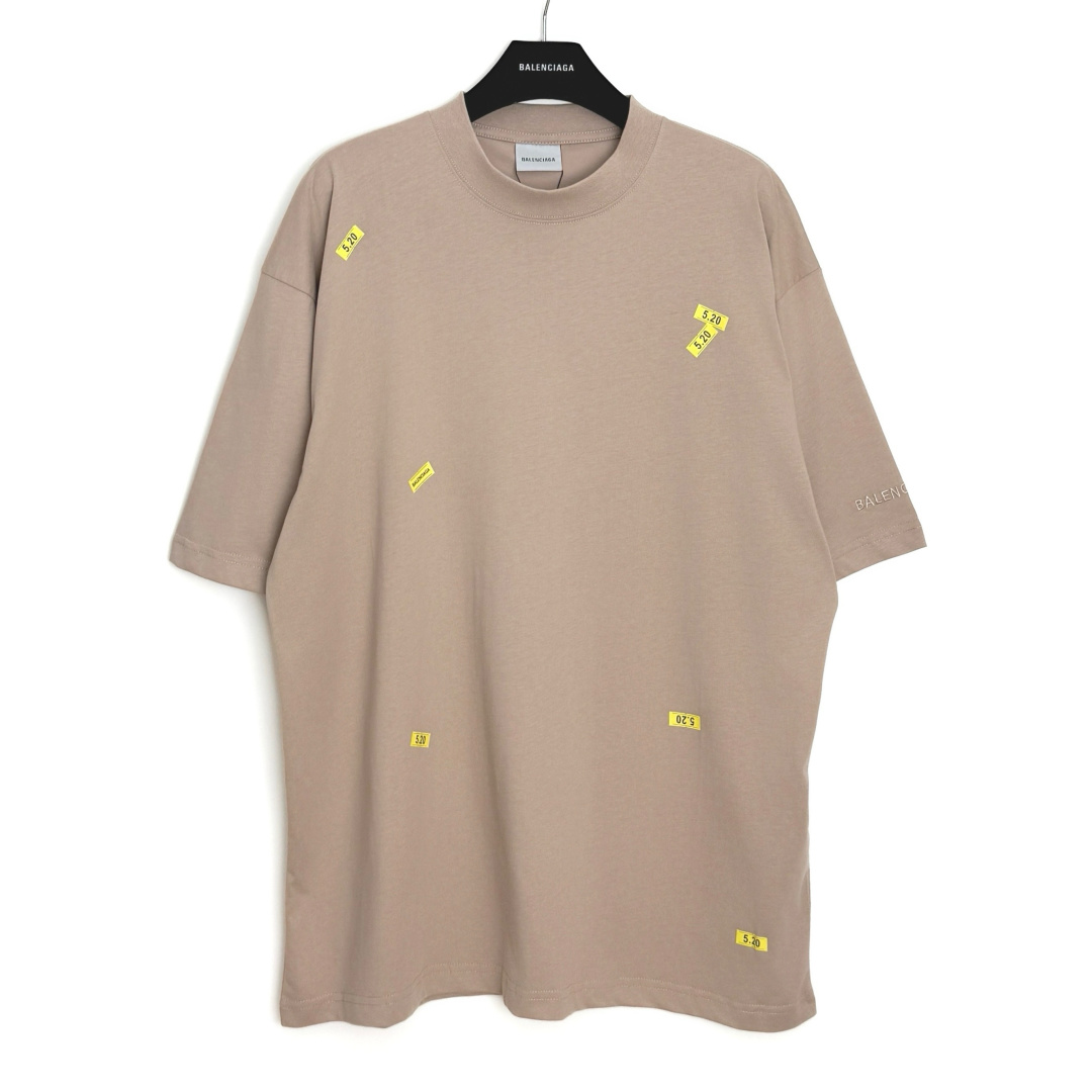 Balenciaga 520 Stickers Mid-Length T-Shirt (764235TUVN11077）