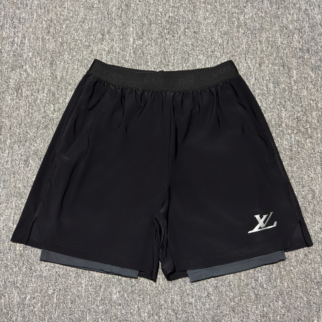 Louis Vuitton Double-layer running shorts (1AJCBO）