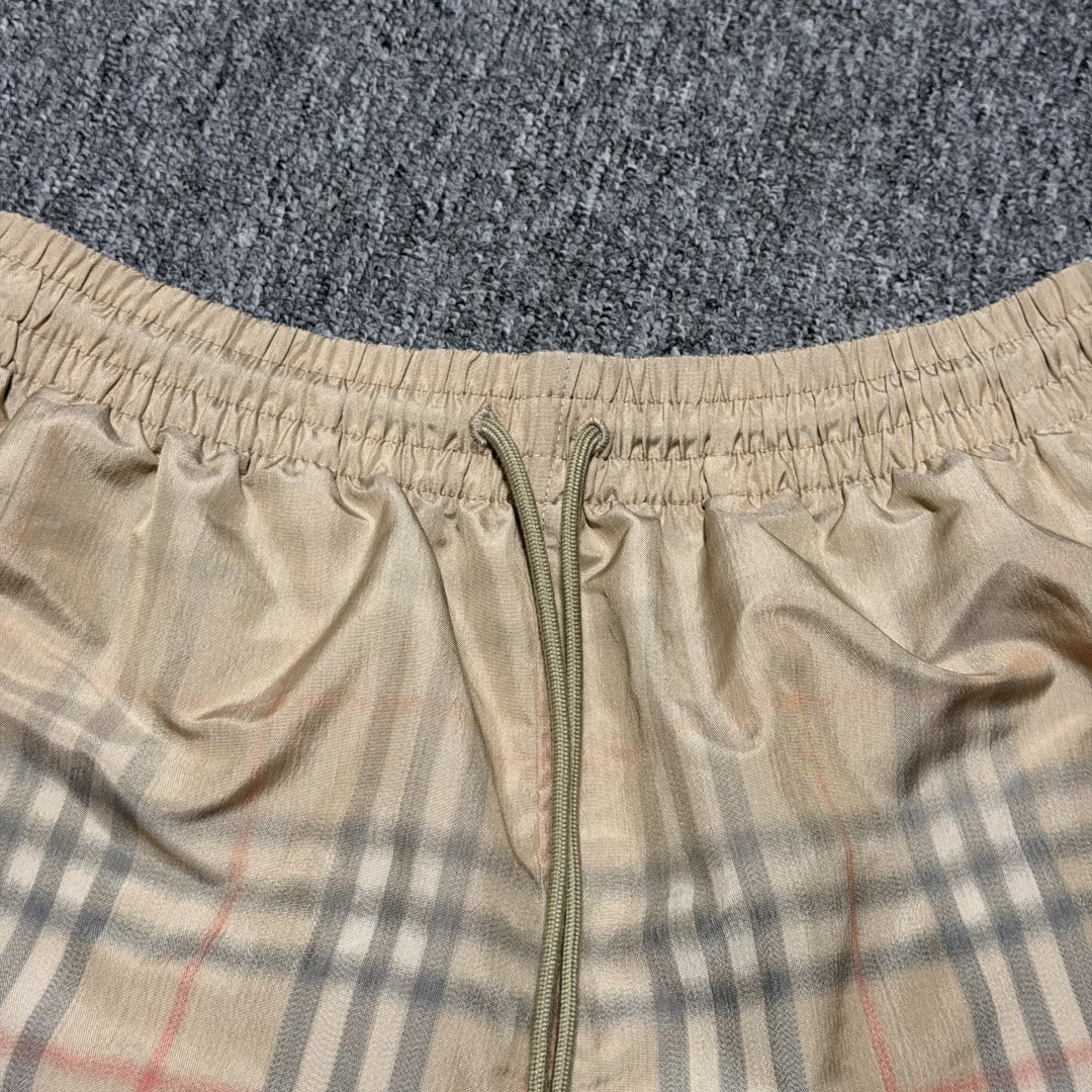 Burberry 'Seb Deg' Swimsuit "Beige"（8121695）