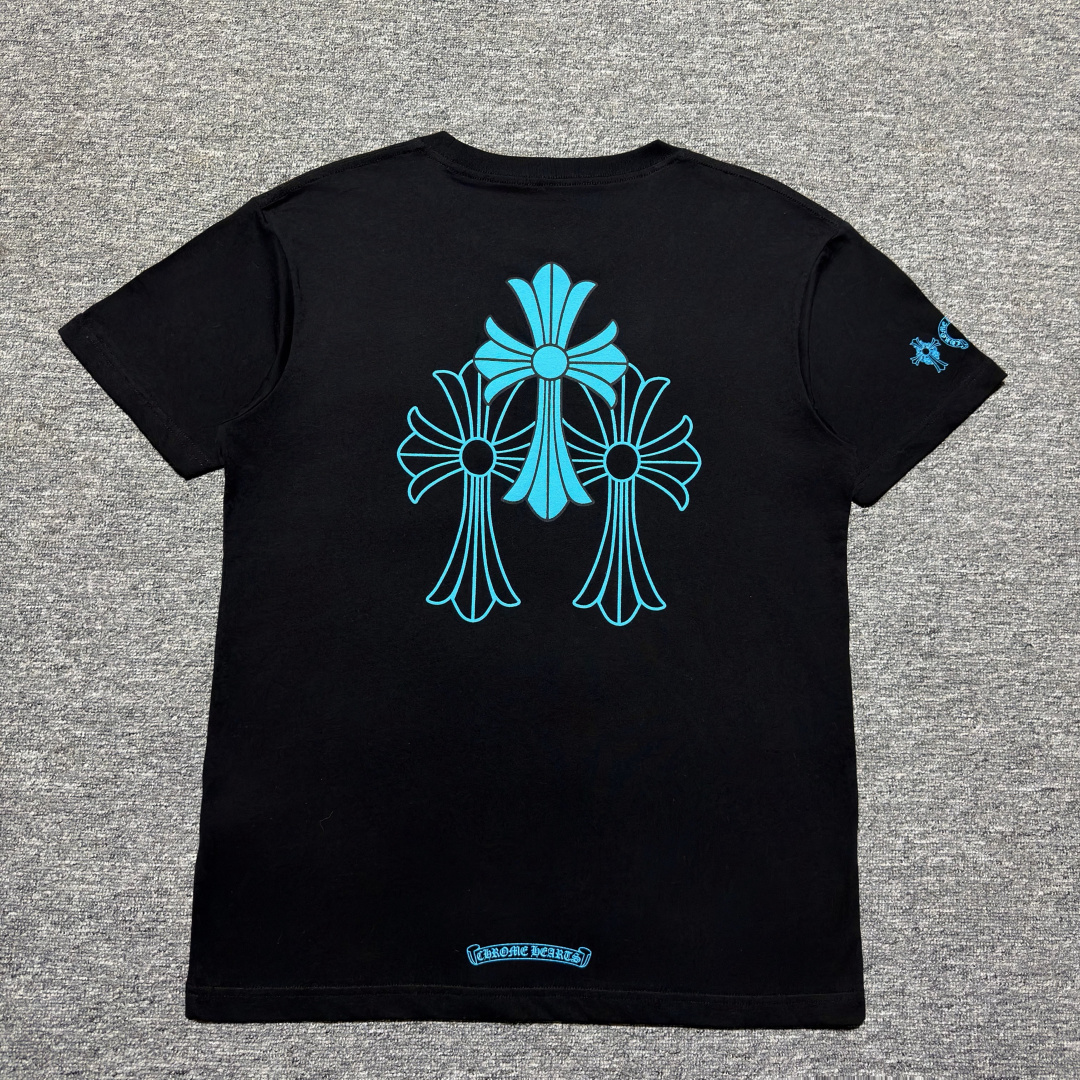 Chrome Hearts Triple Cross Pocket Graphic Print T-Shirt（CH-2026622）