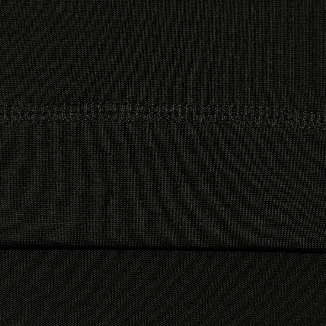 Moncler Logo Cotton T-Shirt（K20978C0001089AZ9999）