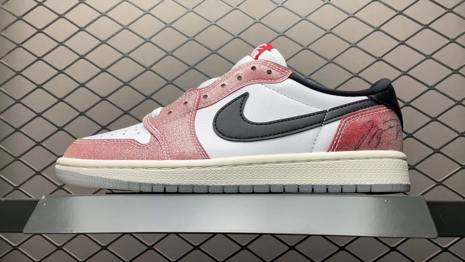 Trophy Room × Nike Air Jordan 1 Low OG Trophy Room × Nike Air Jordan 1 Low OG