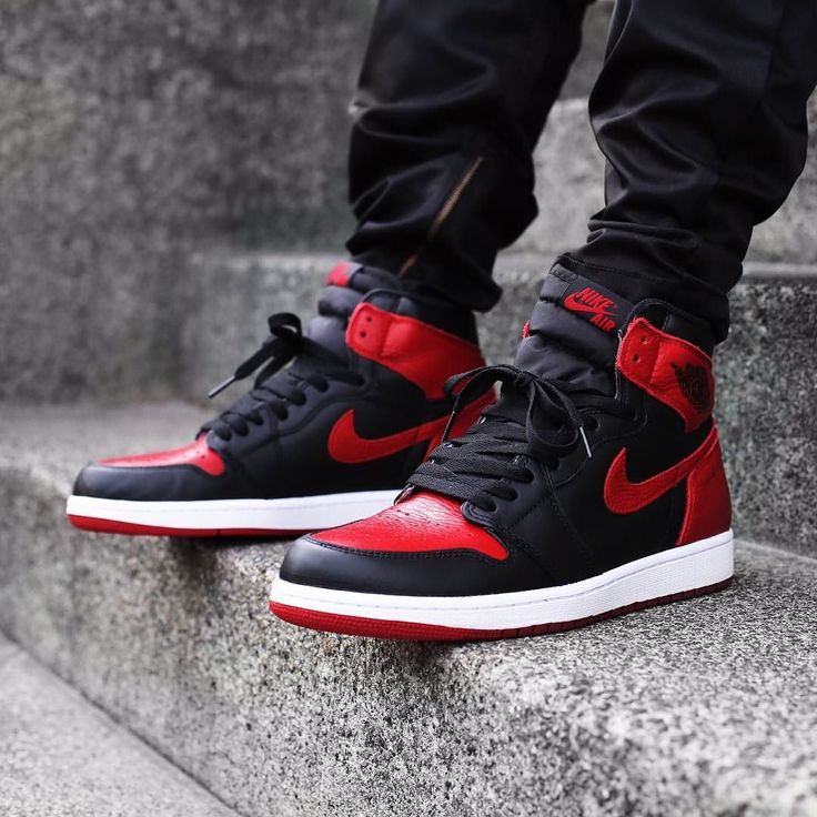 Nike Air Jordan 1 Retro High OG Nike Air Jordan 1 Retro High OG