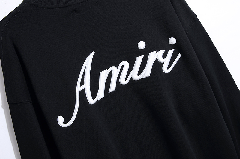 Amiri Script Logo Crew (PF23MJL008 001）