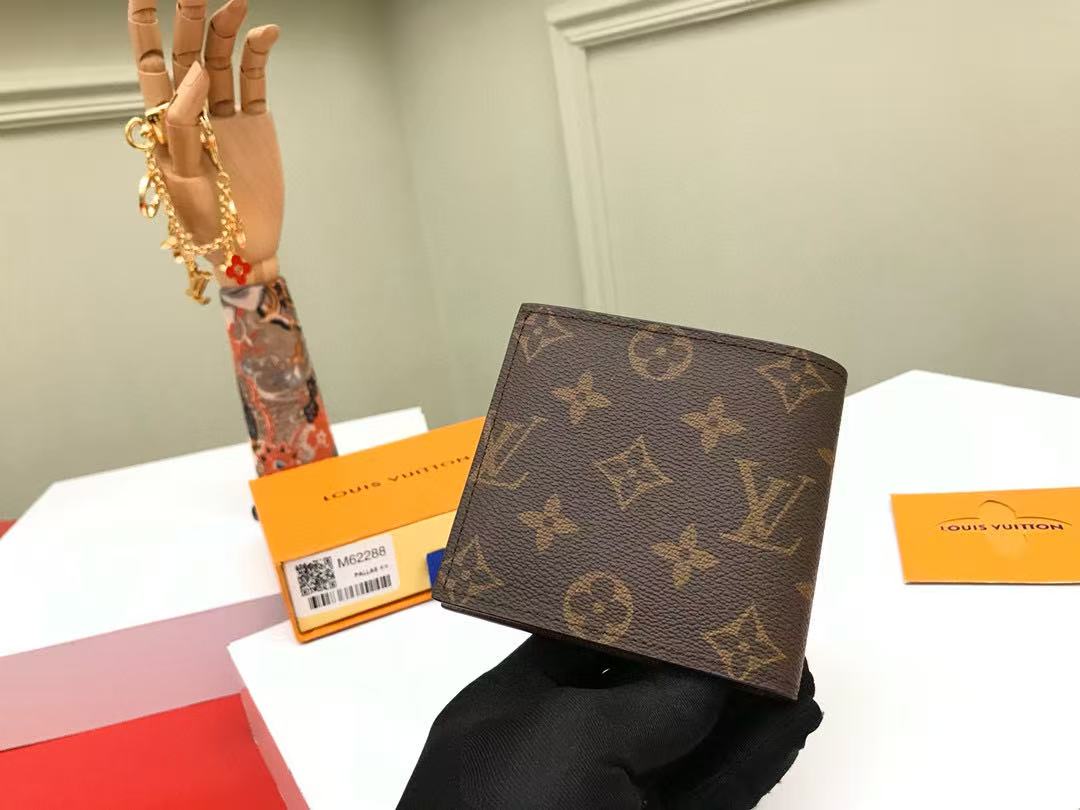 Louis Vuitton Portefeuille Marco NM（M62288）