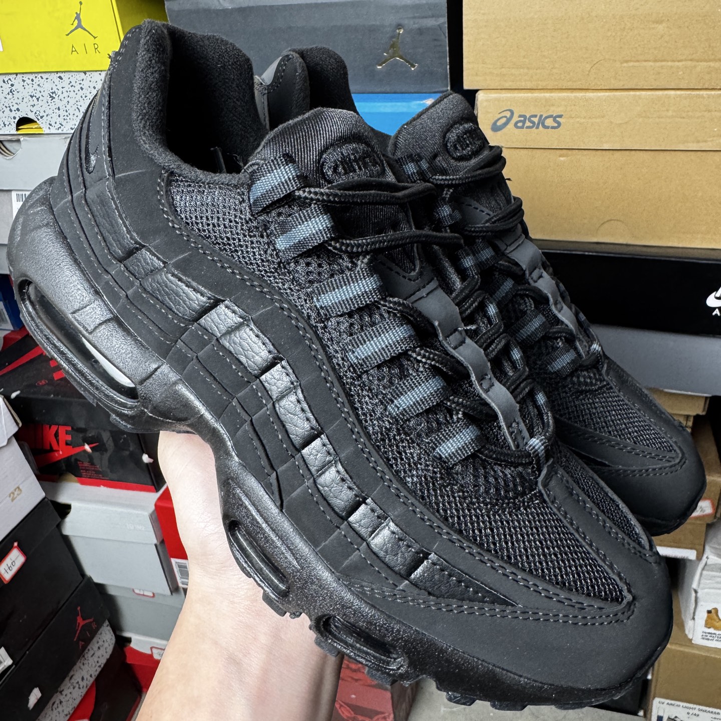Nike Air Max 95 "Triple Black" (2014/2016/2018) (749766-009/609048-092)