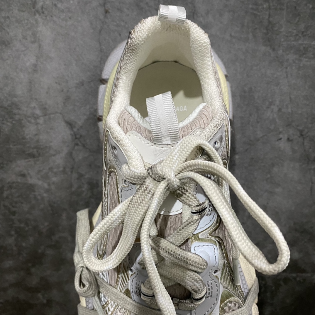 【SALE】BALENCIAGA 3XL "Off White" （734734W3XL49191）