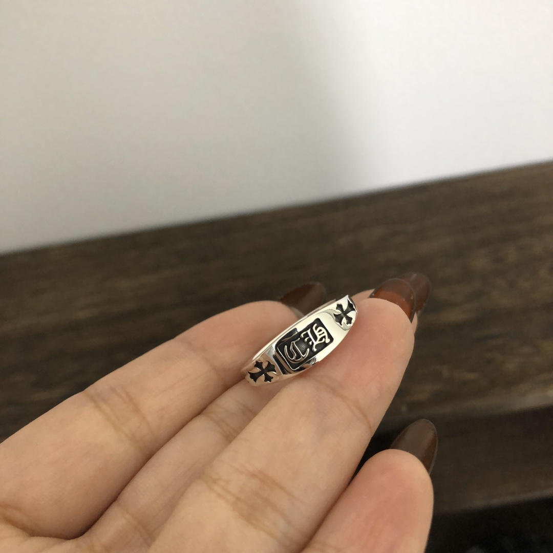 CHROME HEARTS Ch Letter Ring（CHROME HEARTS 264）