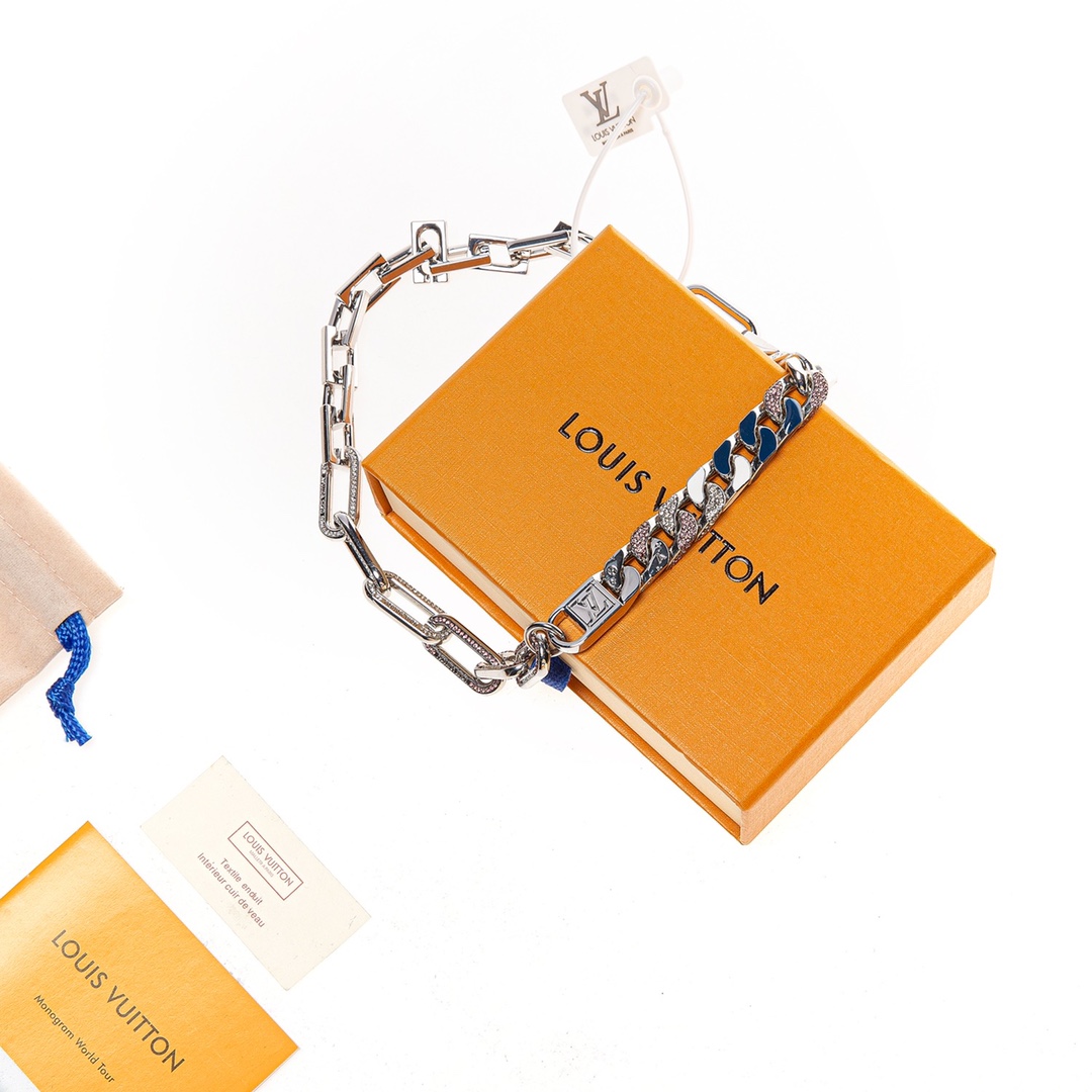 Louis Vuitton MP2461 Collier Mix Chain Links Patches Rhinestone Decorated Multi-Chain Necklace for Men(MP2461)