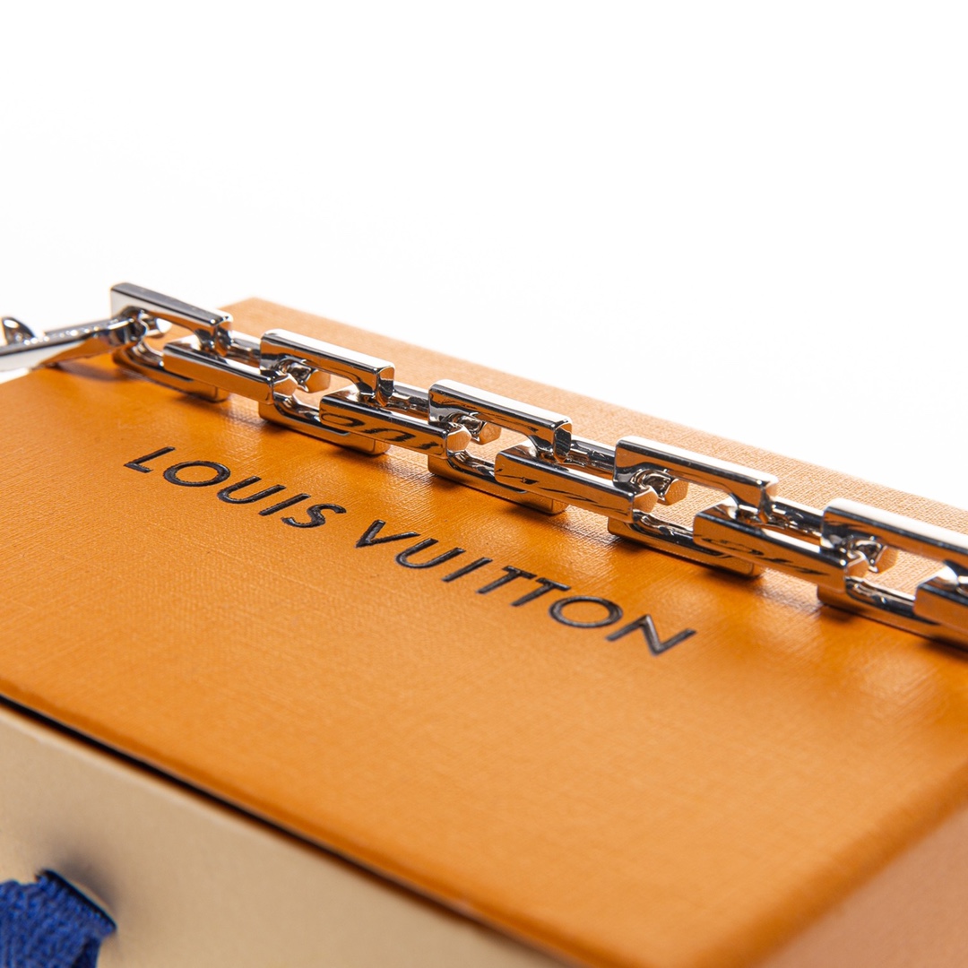 Louis Vuitton MP2461 Collier Mix Chain Links Patches Rhinestone Decorated Multi-Chain Necklace for Men(MP2461)