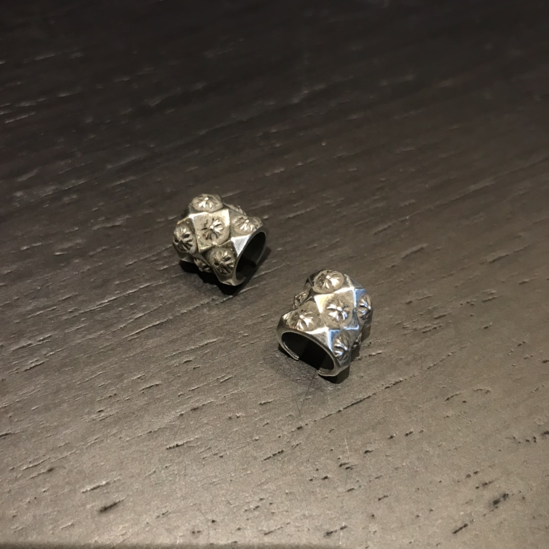 Chrome Hearts Cross Flower Earrings（CHROME HEARTS 189）