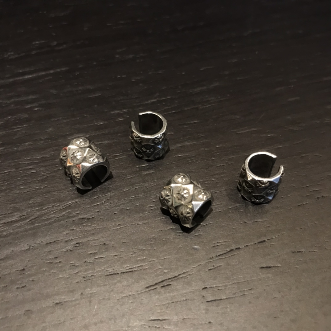 Chrome Hearts Cross Flower Earrings（CHROME HEARTS 189）