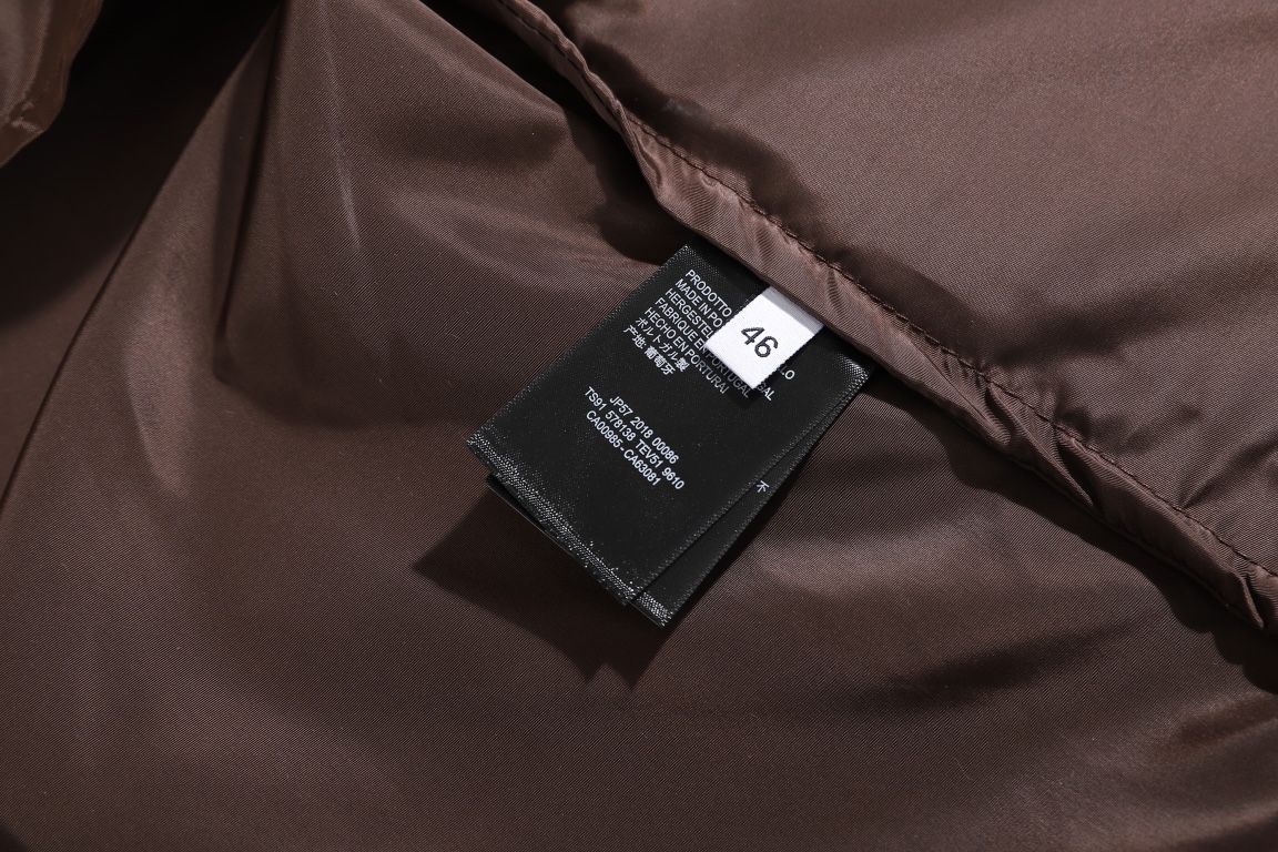Balenciaga Logo Printed WindBreaker Brown(534317TGO262150）