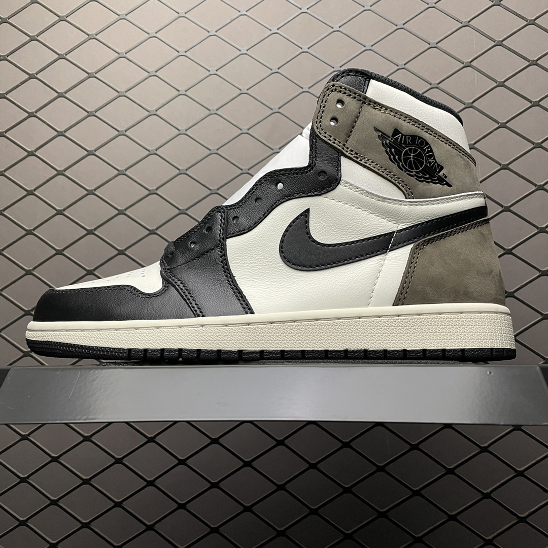 Nike Air Jordan 1 High OG Nike Air Jordan 1 High OG